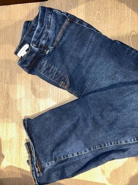 Good American pull on straight jeans size m